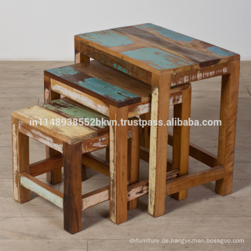 Antique Reclaimed Holz Set von 3 Nesting Tables